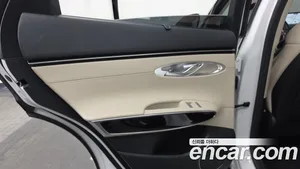 Genesis GV70, 2023 — миниатюра 15
