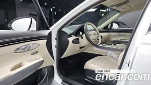Genesis GV70, 2023 — миниатюра 12