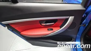 BMW 3-Series, 2018 — миниатюра 14