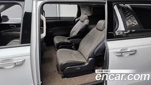 Kia Carnival, 2024 — миниатюра 17