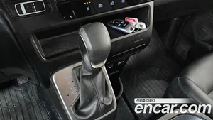 Hyundai Staria, 2023 — миниатюра 12