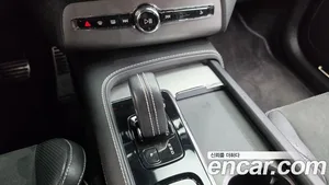 Volvo XC90, 2020 — миниатюра 12