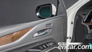 Cadillac Escalade, 2021 — миниатюра 27
