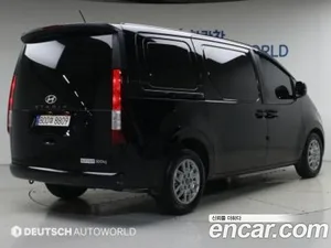 Hyundai Staria, 2025 — миниатюра 2