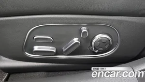 Genesis G90, 2022 — миниатюра 31