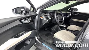 Audi Q4 e-tron, 2022 — миниатюра 12