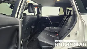 Toyota RAV4, 2018 — миниатюра 12