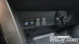 Toyota RAV4, 2018 — миниатюра 18
