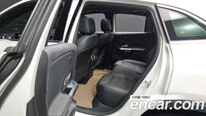 Mercedes-Benz EQA, 2023 — миниатюра 25
