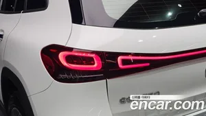 Mercedes-Benz EQA, 2023 — миниатюра 9