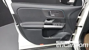 Mercedes-Benz EQA, 2023 — миниатюра 14