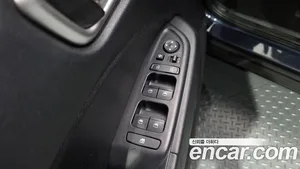 Hyundai Venue, 2022 — миниатюра 19