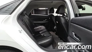 Hyundai Avante, 2023 — миниатюра 18