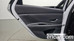 Hyundai Avante, 2023 — миниатюра 15