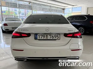 Mercedes-Benz E-Class, 2021 — миниатюра 4