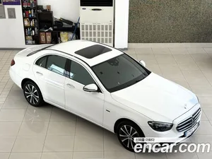 Mercedes-Benz E-Class, 2021 — миниатюра 20