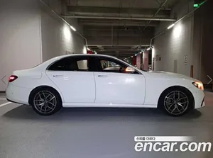 Mercedes-Benz E-Class, 2023 — миниатюра 4
