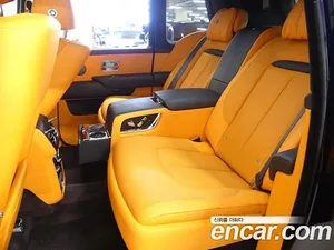 Rolls-Royce Cullinan, 2022 — миниатюра 16