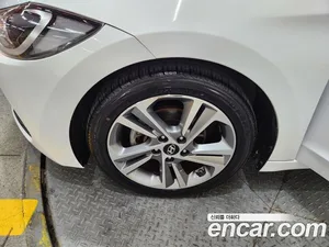 Hyundai Avante, 2018 — миниатюра 5