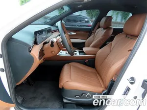Genesis GV70, 2024 — миниатюра 5