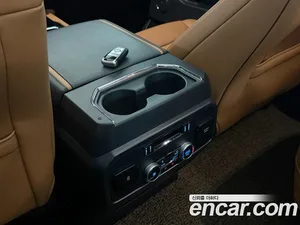 Ford Expedition, 2023 — миниатюра 13