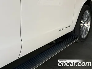 Ford Expedition, 2023 — миниатюра 16