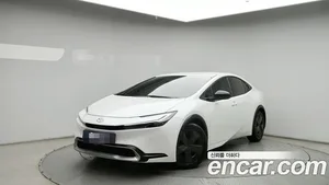 Toyota Prius, 2023 — миниатюра 1