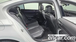 Volkswagen Passat, 2021 — миниатюра 18
