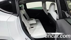 Tesla Model Y, 2023 — миниатюра 18