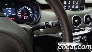 Kia Stinger, 2017 — миниатюра 24
