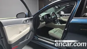 Genesis G70, 2023 — миниатюра 10