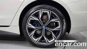 BMW i4, 2022 — миниатюра 7