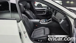 BMW i4, 2022 — миниатюра 16