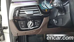 BMW 5-Series, 2018 — миниатюра 14