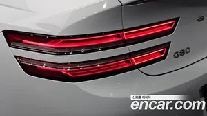 Genesis G80, 2023 — миниатюра 9