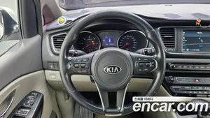 Kia Carnival, 2017 — миниатюра 13