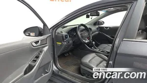 Hyundai Ioniq, 2016 — миниатюра 13