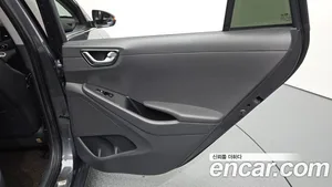Hyundai Ioniq, 2016 — миниатюра 15