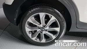 Kia Stonic, 2019 — миниатюра 5