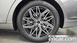 Genesis G90, 2025 — миниатюра 7