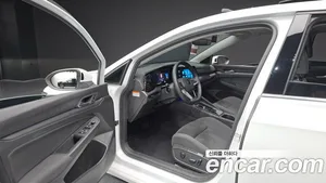 Volkswagen Golf, 2022 — миниатюра 12