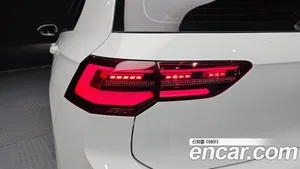 Volkswagen Golf, 2022 — миниатюра 8