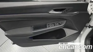 Volkswagen Golf, 2022 — миниатюра 13