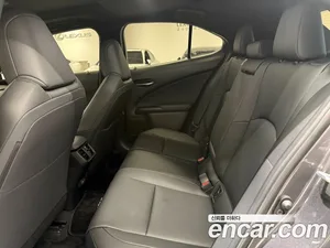 Lexus UX, 2025 — миниатюра 13