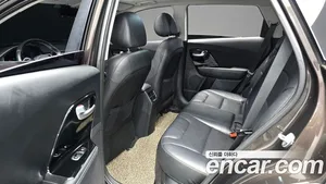 Kia Niro, 2016 — миниатюра 11