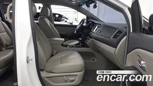 Kia Carnival, 2018 — миниатюра 11