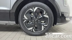 Kia Niro, 2023 — миниатюра 6