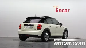 Mini Cooper, 2017 — миниатюра 2