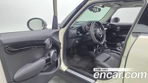 Mini Cooper, 2017 — миниатюра 13