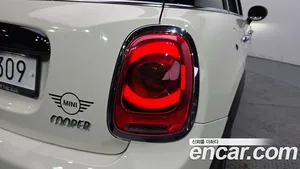 Mini Cooper, 2017 — миниатюра 9